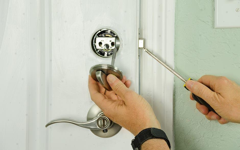 Bouc-Bel-Air comment ouvrir une porte blindée claquée